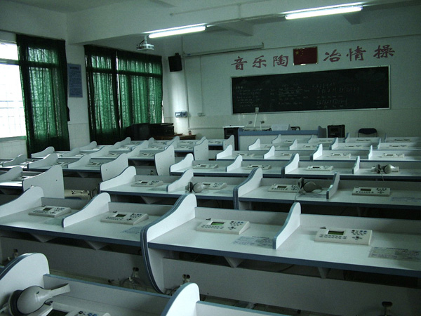 數(shù)字語音室、模擬語音室