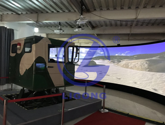 大型特種車駕駛模擬訓(xùn)練系統(tǒng)