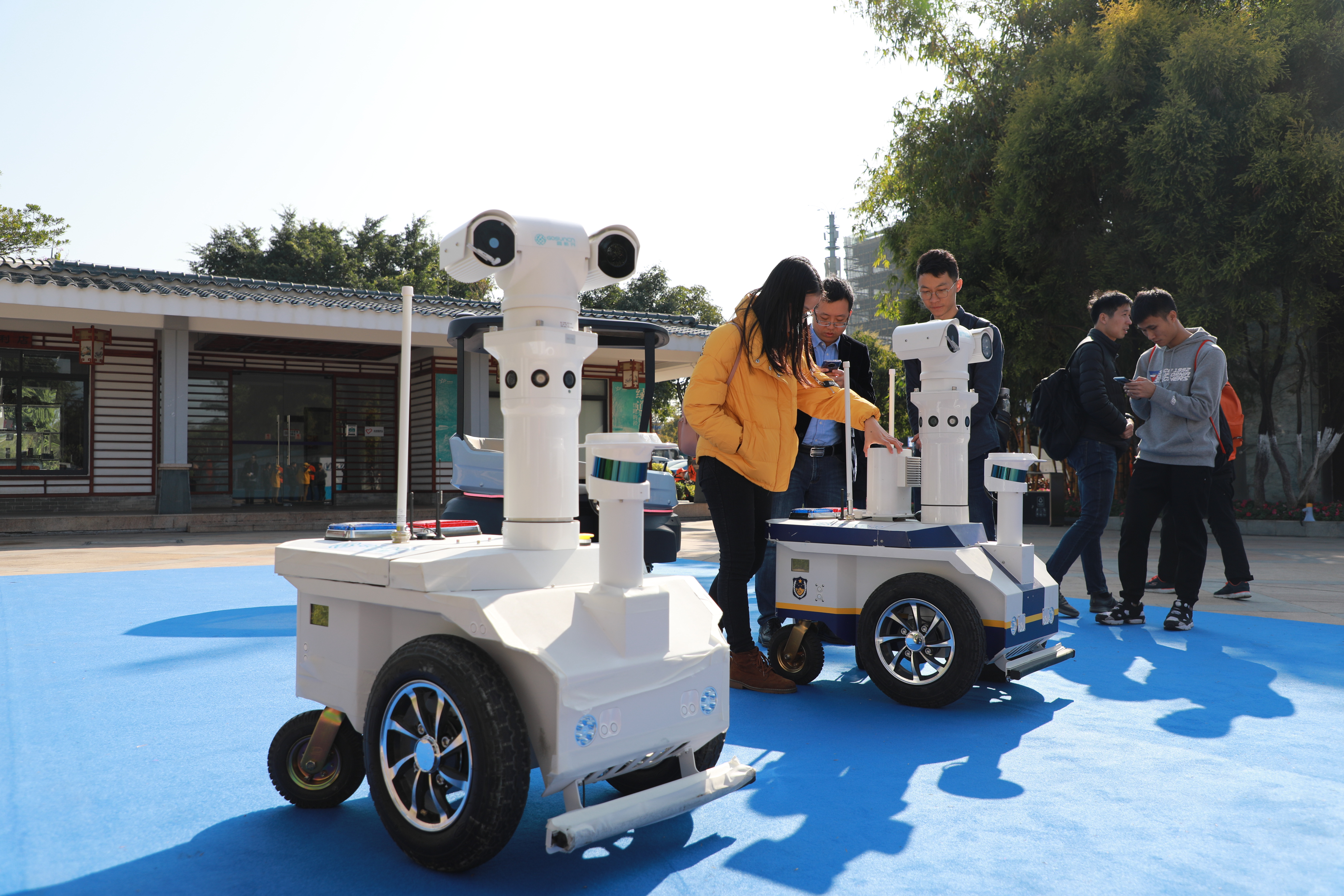 智能網(wǎng)聯(lián)車實訓(xùn)教具